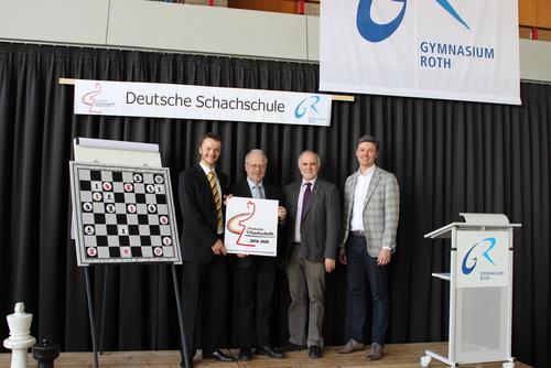 Gymnasium Roth hat erneut das Siegel „Deutsche Schachschule“ erhalten ...